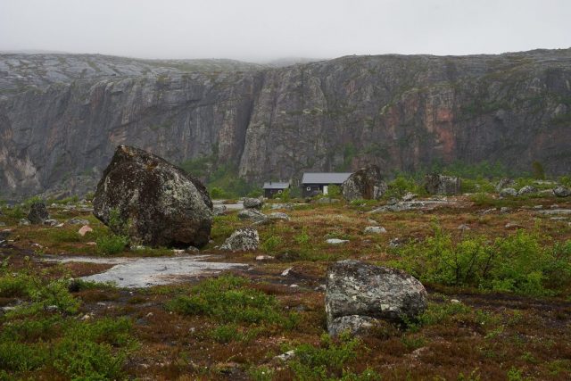 Landschaft an der Fv8860 in Richtung Grense Jakobselv